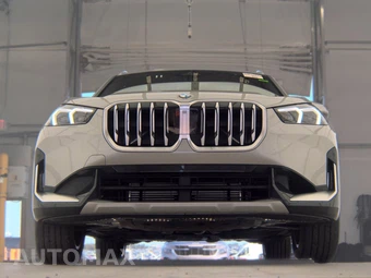 2026 BMW X1 xDrive28i - miniatura 3