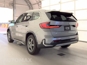 2026 BMW X1 xDrive28i - miniatura 8