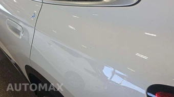 2026 BMW X1 xDrive28i – miniatura 28