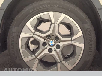 2026 BMW X1 xDrive28i – miniatura 9