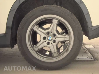 2026 BMW X1 xDrive28i - miniatura 12