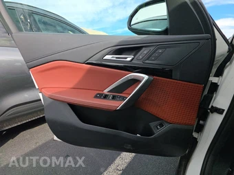 2026 BMW X1 xDrive28i - miniatura 15