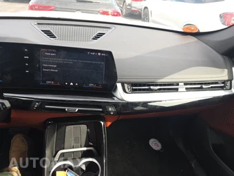 2026 BMW X1 xDrive28i - miniatura 17