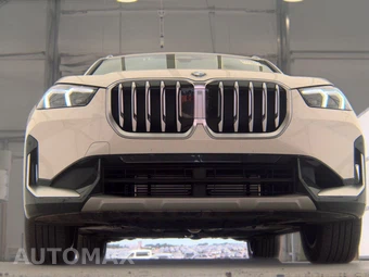 2026 BMW X1 xDrive28i - miniatura 3