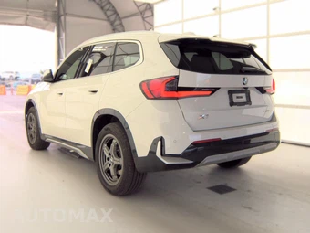 2026 BMW X1 xDrive28i - miniatura 8