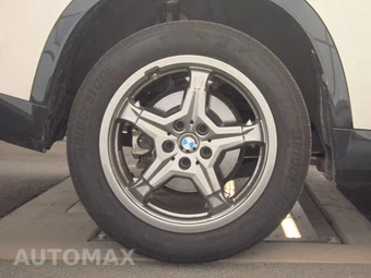 2026 BMW X1 xDrive28i - miniatura 11