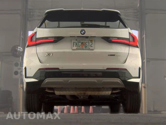 2026 BMW X1 xDrive28i - miniatura 7