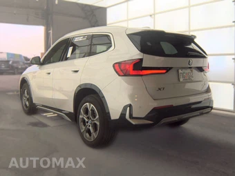 2026 BMW X1 xDrive28i - miniatura 8