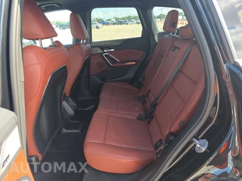 2026 BMW X1 xDrive28i - miniatura 19
