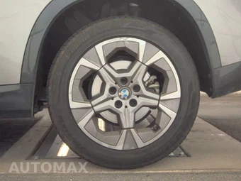 2026 BMW X1 xDrive28i - miniatura 12