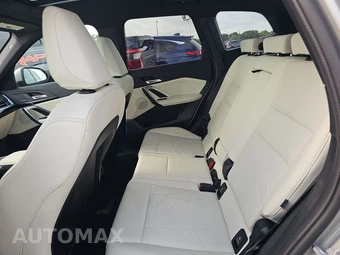 2026 BMW X1 xDrive28i - miniatura 19