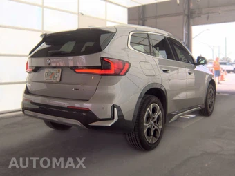 2026 BMW X1 xDrive28i - miniatura 5