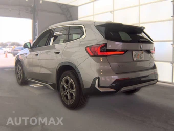 2026 BMW X1 xDrive28i - miniatura 8