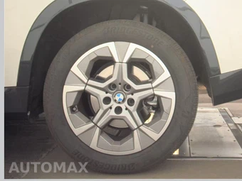 2026 BMW X1 xDrive28i - miniatura 12