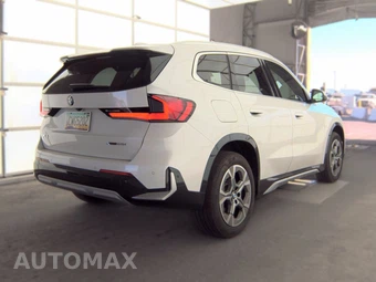 2026 BMW X1 xDrive28i - miniatura 5