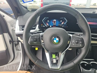 2026 BMW X1 xDrive28i – miniatura 10
