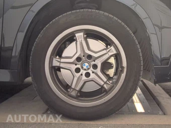 2026 BMW X1 xDrive28i - miniatura 10