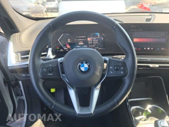 2026 BMW X1 xDrive28i - miniatura 10