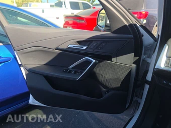 2026 BMW X1 xDrive28i - miniatura 9