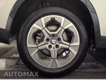 2026 BMW X1 xDrive28i - miniatura 11