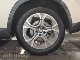 2026 BMW X1 xDrive28i - miniatura 12
