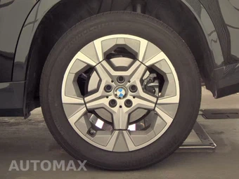 2026 BMW X1 xDrive28i - miniatura 12