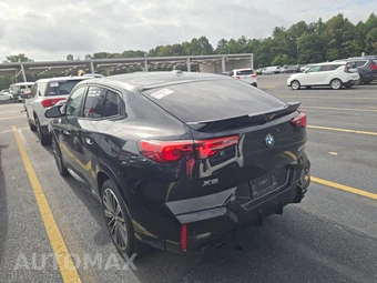 2026 BMW X2 Sports Activity Coupe M35i - miniatura 6