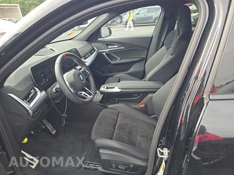 2026 BMW X2 Sports Activity Coupe M35i - miniatura 7
