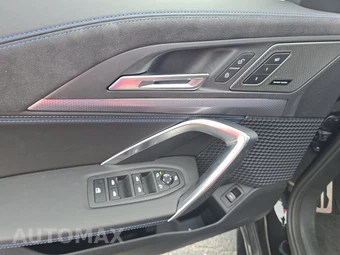 2026 BMW X2 Sports Activity Coupe M35i - miniatura 9