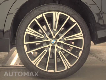 2026 BMW X2 Sports Activity Coupe M35i - miniatura 12