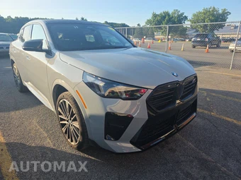 2026 BMW X2 Sports Activity Coupe M35i - miniatura 3