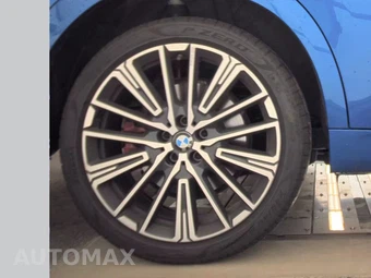 2026 BMW X2 Sports Activity Coupe M35i - miniatura 11