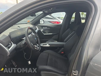 2026 BMW X2 Sports Activity Coupe M35i - miniatura 13
