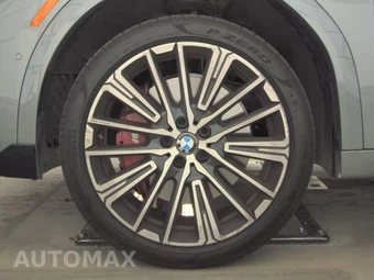 2026 BMW X2 Sports Activity Coupe M35i - miniatura 9