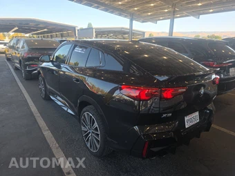 2026 BMW X2 Sports Activity Coupe M35i - miniatura 6