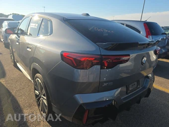 2026 BMW X2 Sports Activity Coupe M35i - miniatura 6