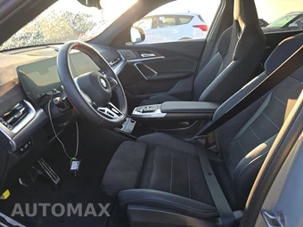 2026 BMW X2 Sports Activity Coupe M35i - miniatura 13