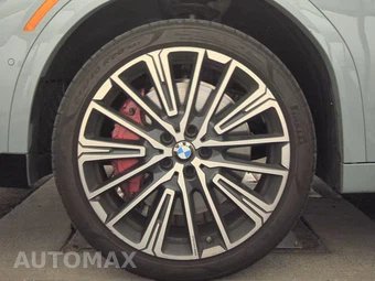 2026 BMW X2 Sports Activity Coupe M35i - miniatura 9