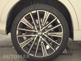 2026 BMW X2 Sports Activity Coupe M35i - miniatura 11