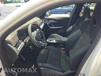 2026 BMW X2 Sports Activity Coupe M35i - miniatura 13