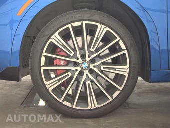 2026 BMW X2 Sports Activity Coupe M35i - miniatura 9