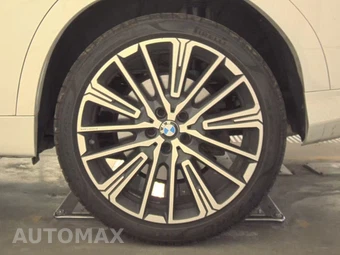 2026 BMW X2 Sports Activity Coupe M35i - miniatura 12