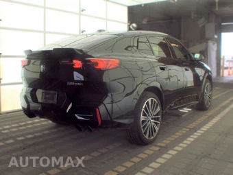 2026 BMW X2 Sports Activity Coupe M35i - miniatura 5