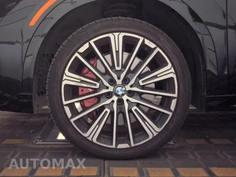 2026 BMW X2 Sports Activity Coupe M35i - miniatura 9
