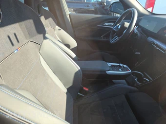 2026 BMW X2 Sports Activity Coupe M35i - miniatura 8