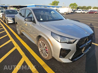 2026 BMW X2 Sports Activity Coupe M35i - miniatura 3