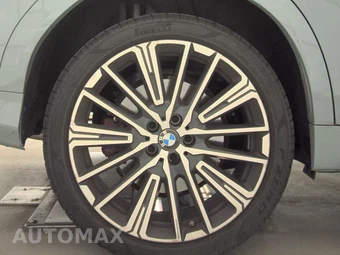 2026 BMW X2 Sports Activity Coupe M35i - miniatura 11