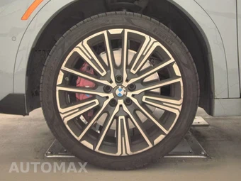 2026 BMW X2 Sports Activity Coupe M35i - miniatura 9