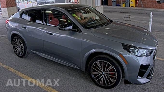 2026 BMW X2 Sports Activity Coupe M35i - miniatura 3