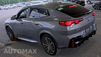 2026 BMW X2 Sports Activity Coupe M35i - miniatura 6